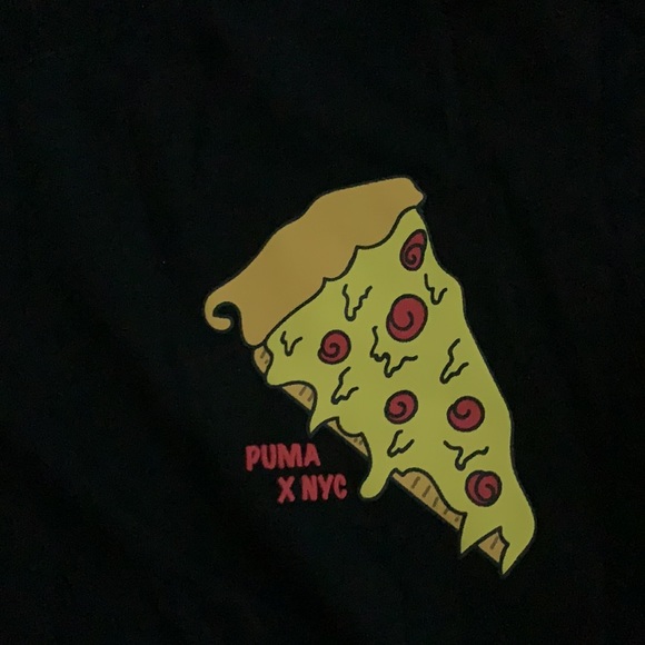 Puma x NYC black tee - Picture 2 of 3
